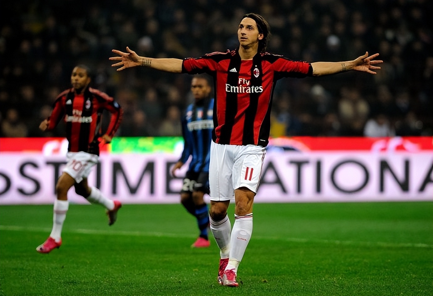 瑞典横扫国际米兰，格拉利什三分雨点燃全场