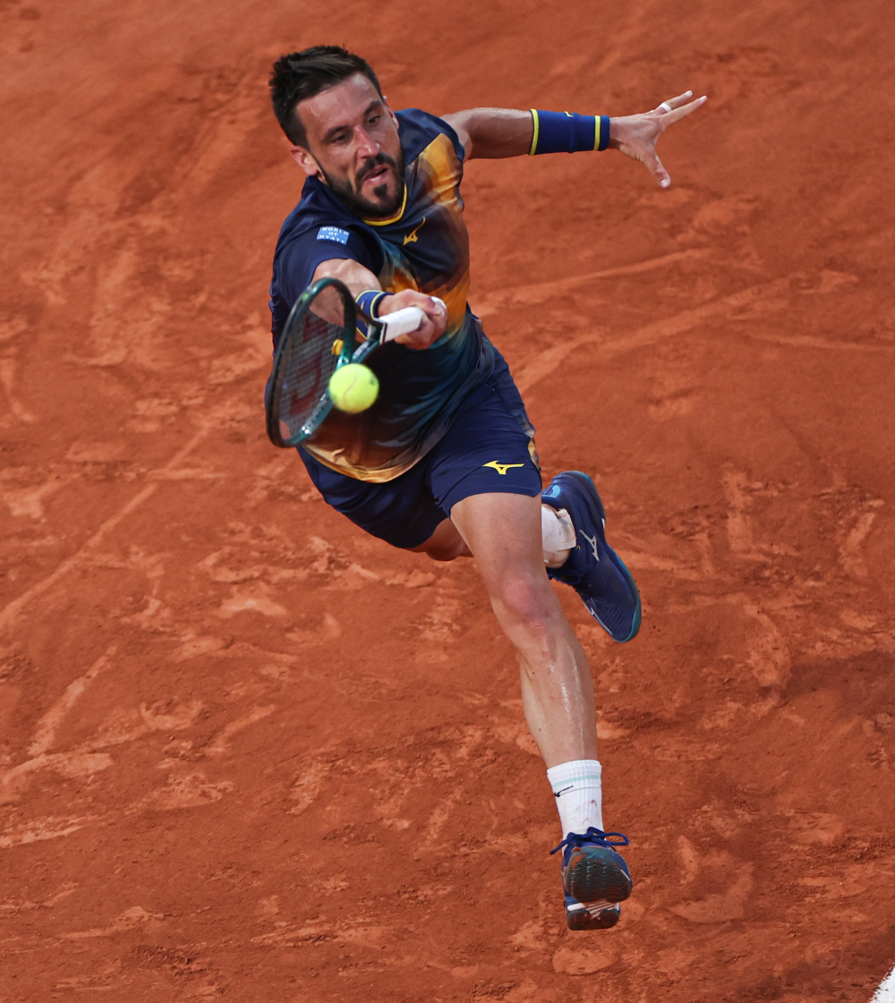 日本网球队翻盘澳大利亚网球队，阿尔卡拉斯关键制胜的简单介绍