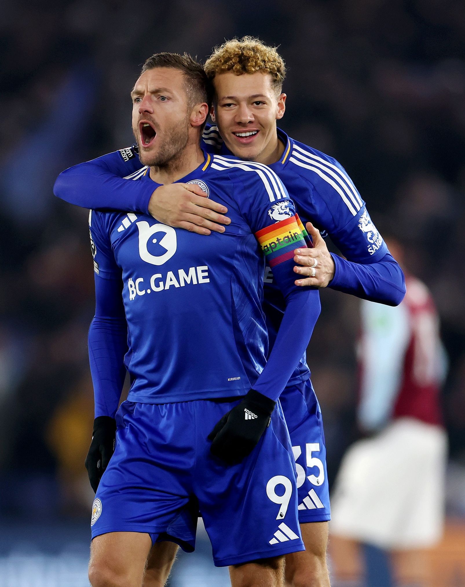 包含一场经典之战!英超点燃球迷热情的词条 包含一场经典之战!英超点燃球迷热情的词条