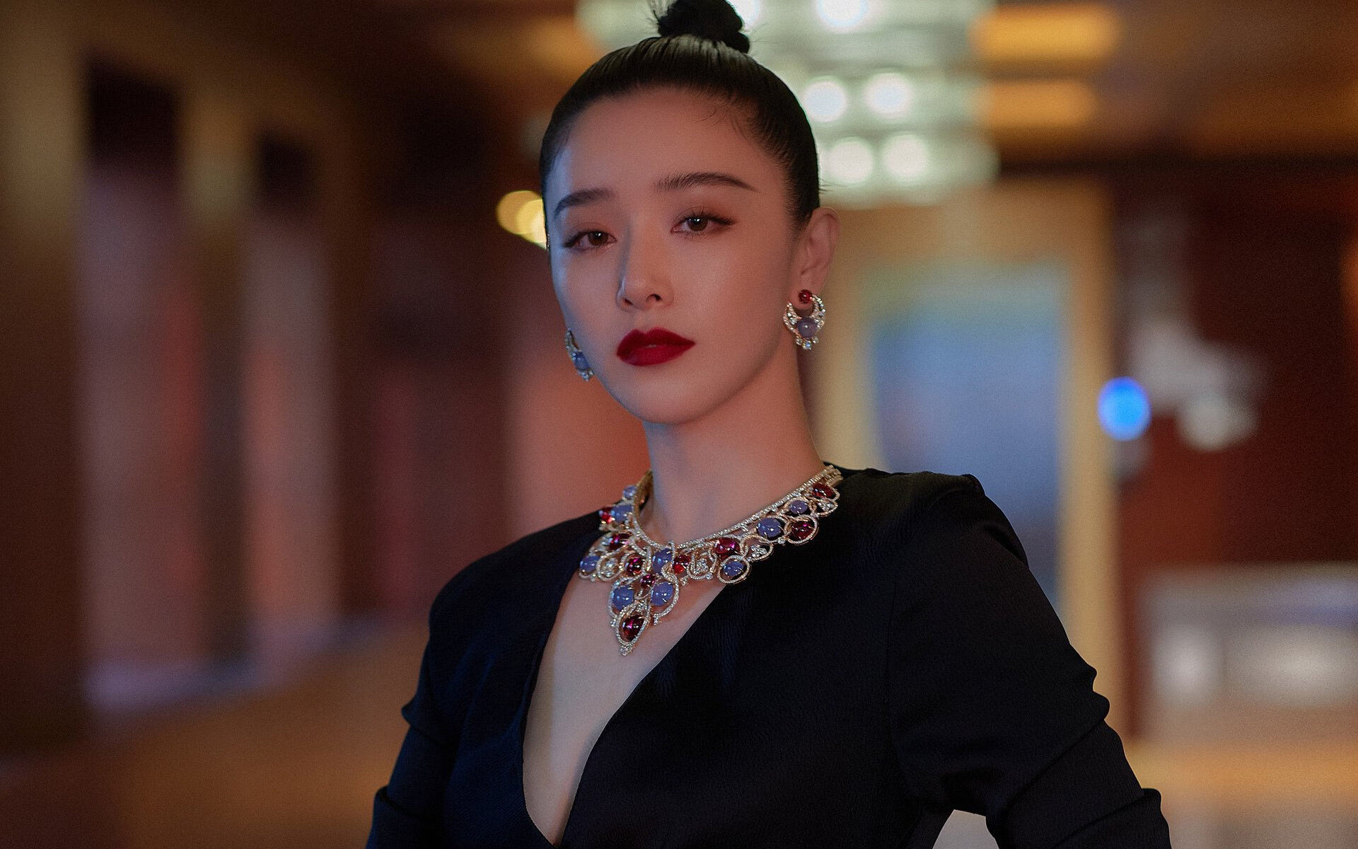 爱游戏官方-绝杀欧洲，NBA式总决赛之夜，雨林法则掀翻欧洲红魔