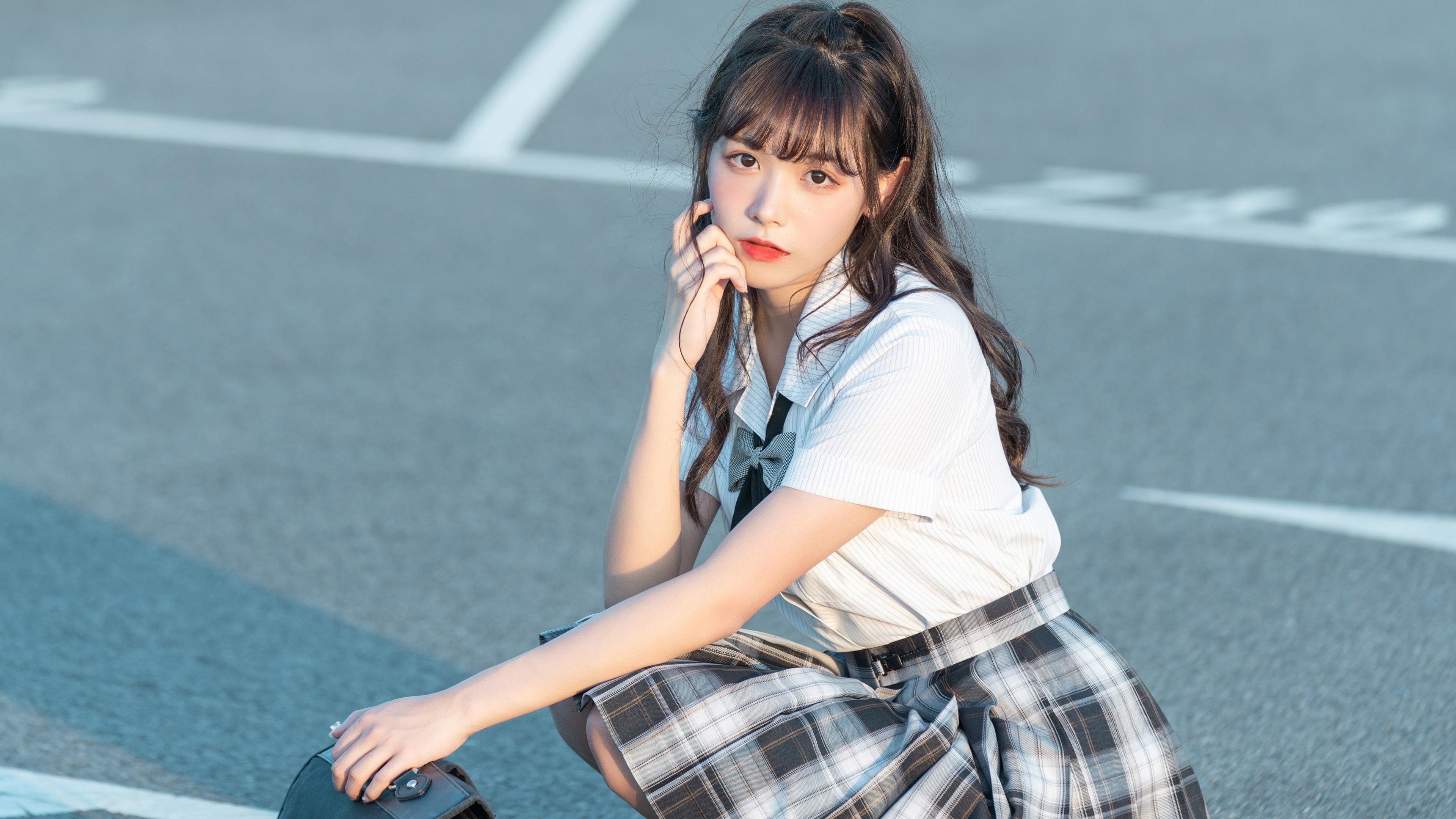 跨越东西的竞技之火，猛龙新锐上海演兵，大帝恩比德丹佛登基